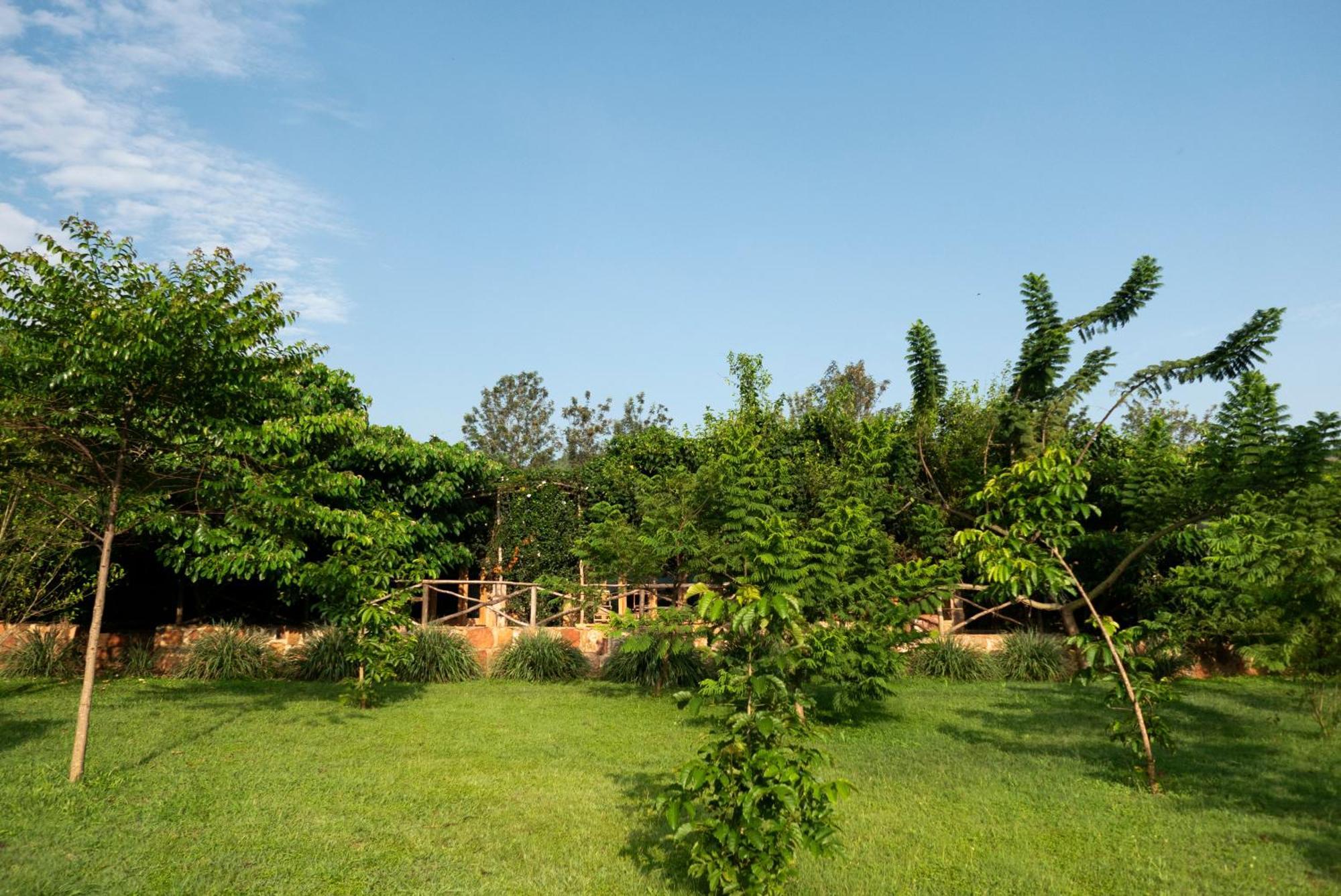 Akagera Transit Lodge Esterno foto